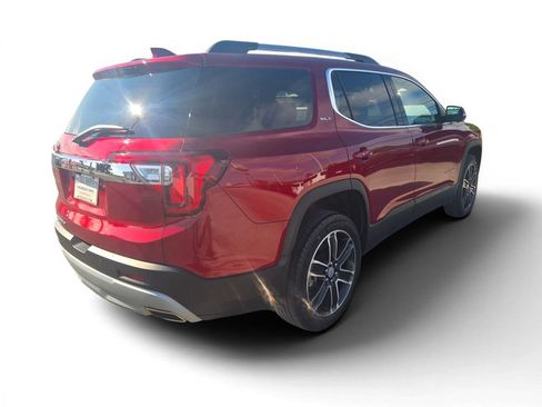 Used 2023 GMC Acadia SLT w/ Technology Package FWD image 4