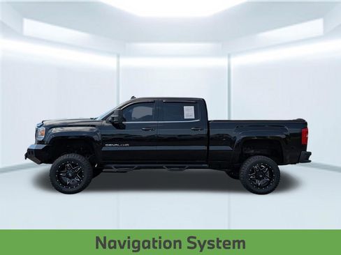 Used 2015 GMC Sierra 2500 Denali AWD/4WD image 2
