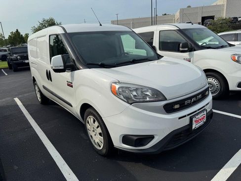 Used 2019 RAM ProMaster City Tradesman SLT FWD image 3
