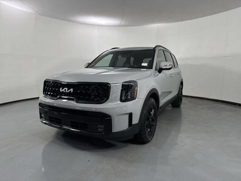 Certified 2024 Kia Telluride SX Prestige X-Pro AWD/4WD image 2