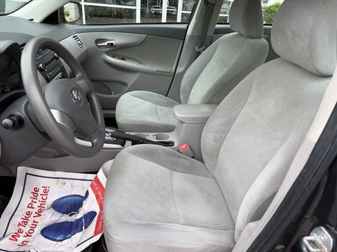 Used 2010 Toyota Corolla LE FWD image 16