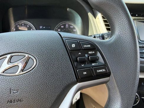 Used 2017 Hyundai Tucson SE image 20