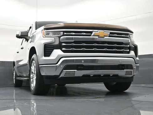 Used 2022 Chevrolet Silverado 1500 LTZ RWD image 33