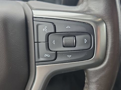 Used 2021 Chevrolet Silverado 1500 LT w/ Safety Package II AWD/4WD image 21