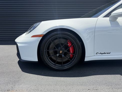 Certified 2026 Porsche 911 Carrera GTS RWD image 12