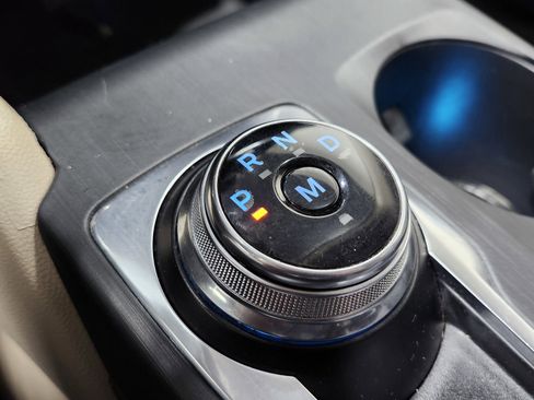 Used 2020 Ford Escape Titanium image 35