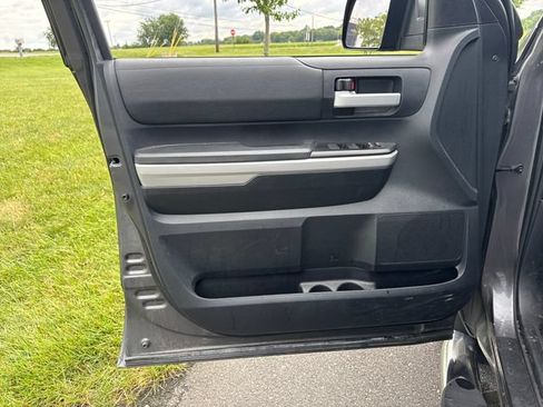 Used 2018 Toyota Tundra SR5 w/ TRD Off Road Package AWD/4WD image 22
