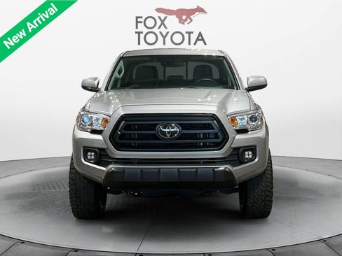 Used 2022 Toyota Tacoma SR image 9