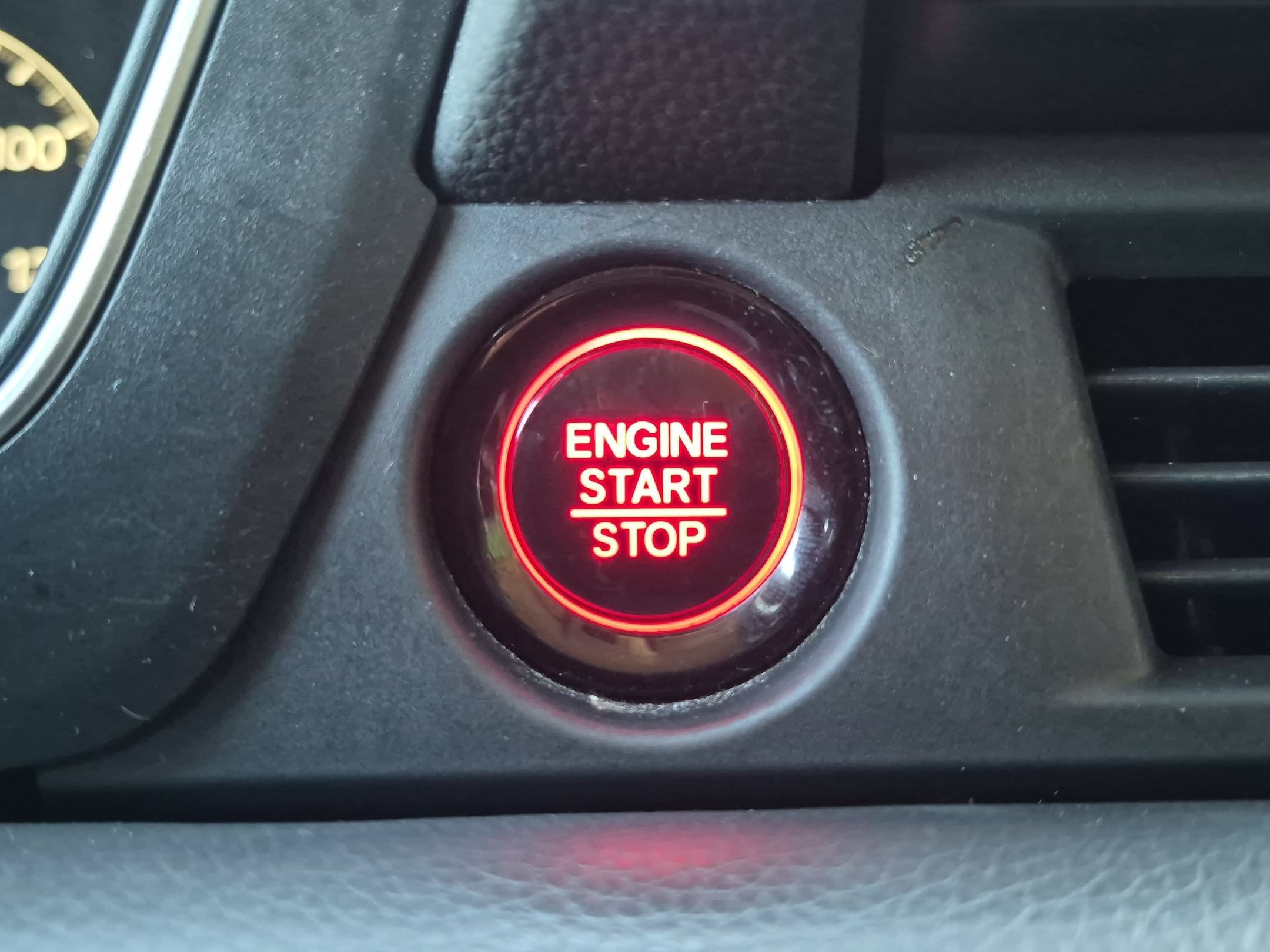 Used 2024 Honda Pilot EX-L image 16
