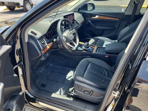 Used 2021 Audi Q5 2.0T Premium Plus w/ Premium Plus Package AWD/4WD image 15