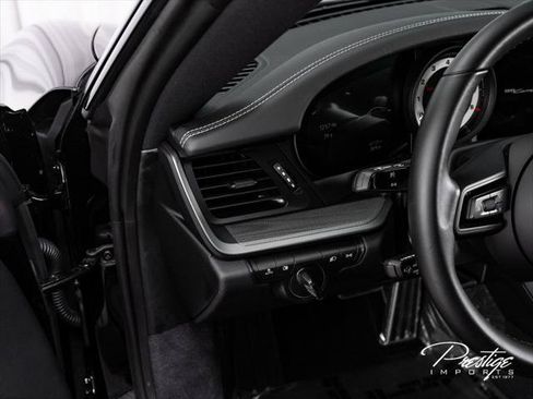 Used 2024 Porsche 911 Carrera S RWD image 28