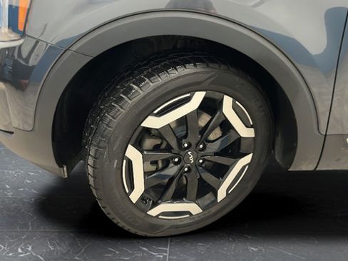 Used 2024 Kia Telluride EX w/ EX Captain's Chair Package AWD/4WD image 39