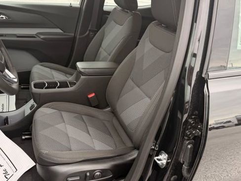 New 2027 Chevrolet Bolt LT w/ Comfort Package FWD image 19