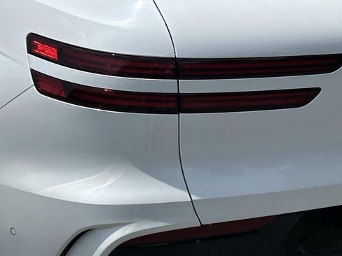 New 2027 Genesis GV70 3.5T Prestige AWD/4WD image 12