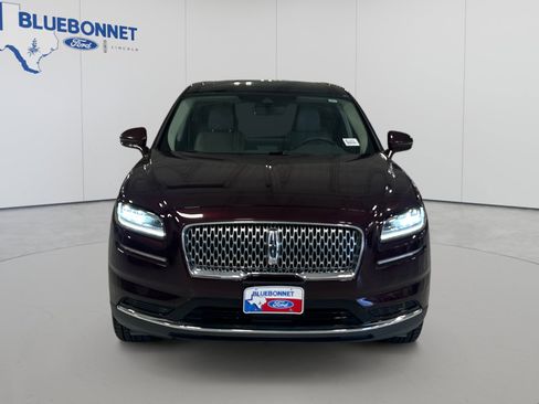 Used 2022 Lincoln Nautilus Reserve AWD/4WD image 2