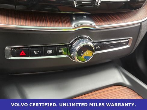 Certified 2023 Volvo XC60 B5 Plus w/ Climate Package AWD/4WD image 22