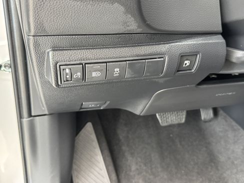 New 2026 Toyota Corolla SE image 17