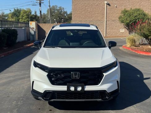 Used 2025 Honda CR-V Sport image 9