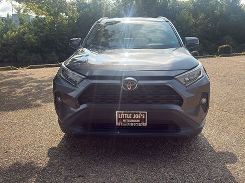 Used 2021 Toyota RAV4 XLE AWD/4WD image 13