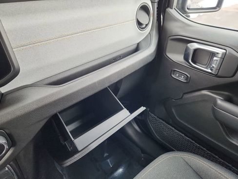 Used 2025 Jeep Wrangler Willys 4xe image 44