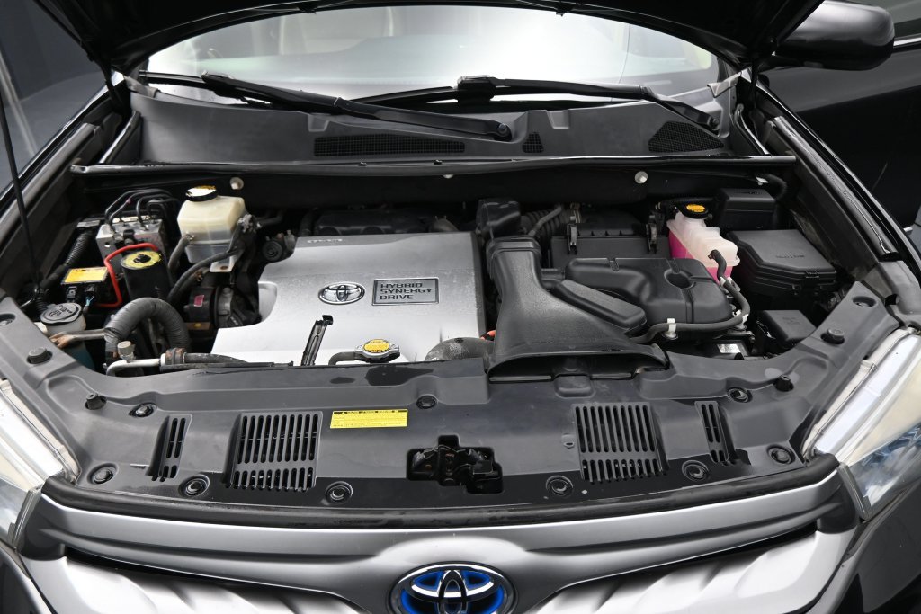 Used 2013 Toyota Highlander Limited AWD/4WD image 32