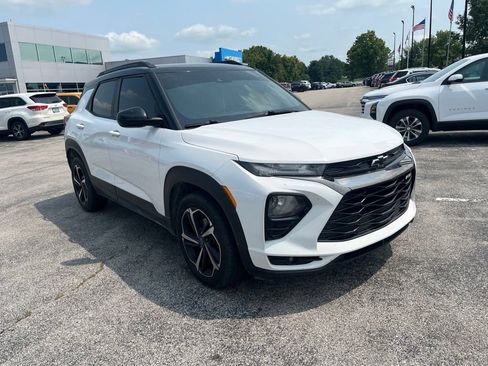 Used 2021 Chevrolet TrailBlazer RS w/ Convenience Package FWD image 2