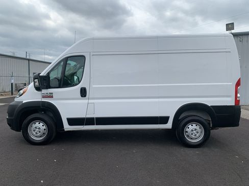 Used 2021 RAM ProMaster 2500 FWD image 6