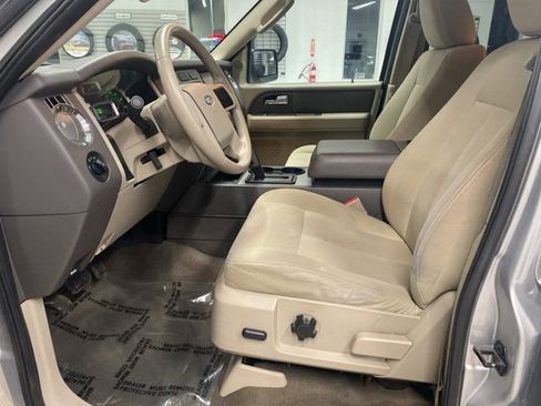 Used 2014 Ford Expedition EL XL image 23