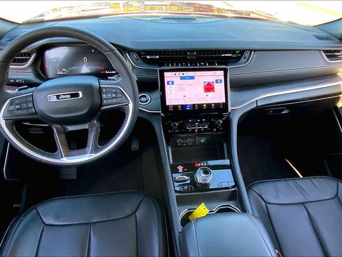 Used 2024 Jeep Grand Cherokee Limited 4xe w/ Luxury Tech Group II image 29