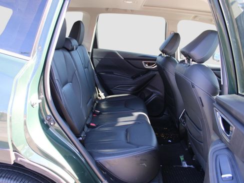Used 2023 Subaru Forester Touring image 11