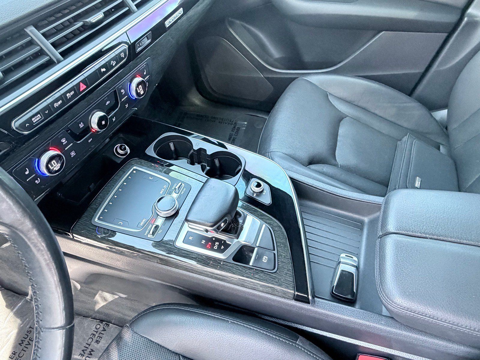 Used 2017 Audi Q7 3.0T Premium Plus w/ Premium Plus Package AWD/4WD image 13