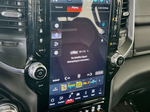 Used 2023 RAM 1500 Laramie image 15