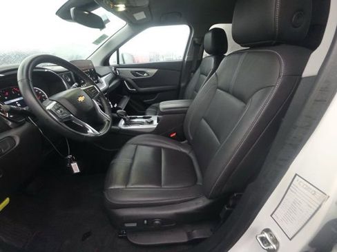 Used 2024 Chevrolet Blazer LT image 9