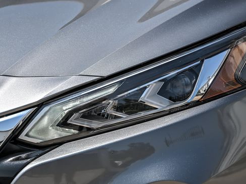 Used 2022 Nissan Altima 2.5 SL AWD/4WD image 7