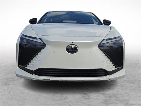 Used 2023 Lexus RZ 450e Premium image 2