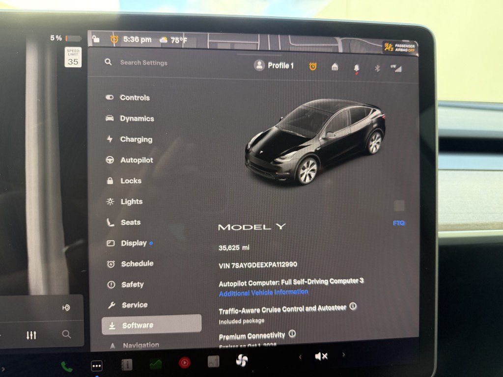 Used 2023 Tesla Model Y AWD image 19
