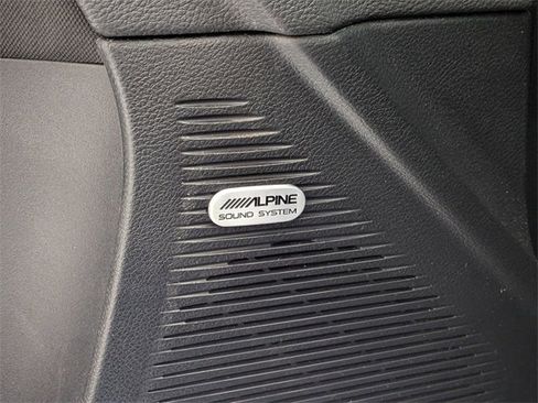 Used 2022 Dodge Challenger R/T Scat Pack image 25