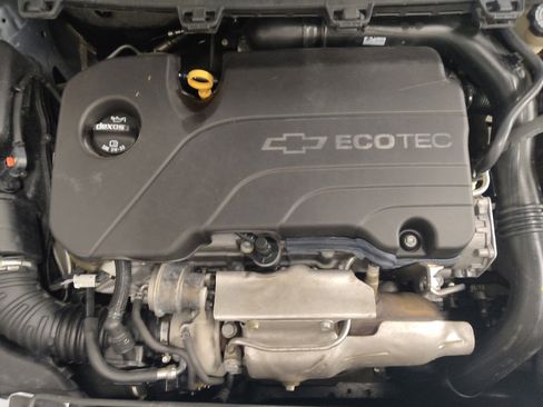 Used 2018 Chevrolet Cruze LS FWD image 30