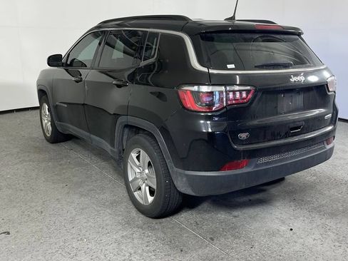 Used 2022 Jeep Compass Latitude FWD image 7