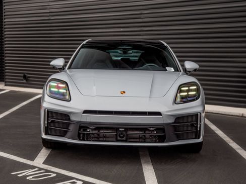 New 2026 Porsche Panamera RWD image 10