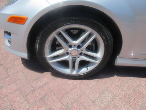 Used 2013 Mercedes-Benz C 350 Sport image 63