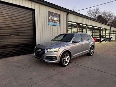 Used 2019 Audi Q7 3.0T Prestige image 9