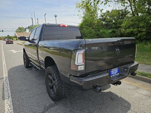 Used 2016 RAM 1500 Express w/ Black Ram 1500 Express Group image 4