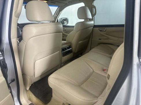 Used 2013 Lexus LX 570 4WD image 20