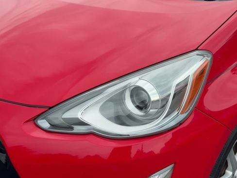 Used 2015 Toyota Prius C Four FWD image 9