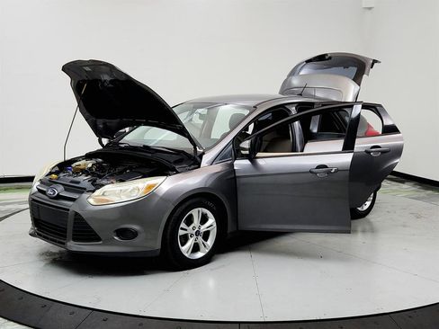 Used 2013 Ford Focus SE image 9