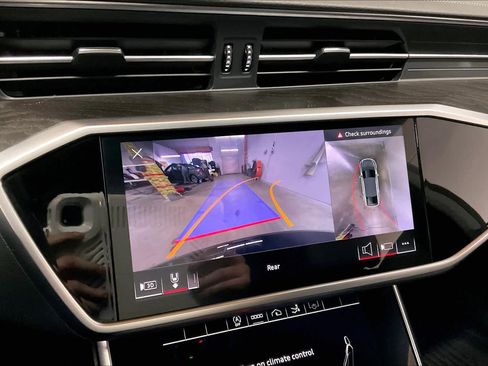 Used 2023 Audi A7 3.0T Premium Plus w/ Premium Plus image 22