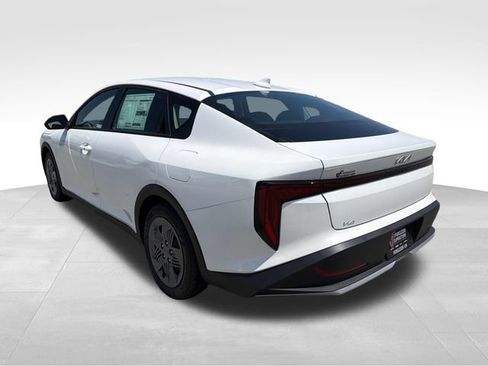 New 2026 Kia K4 FWD image 5
