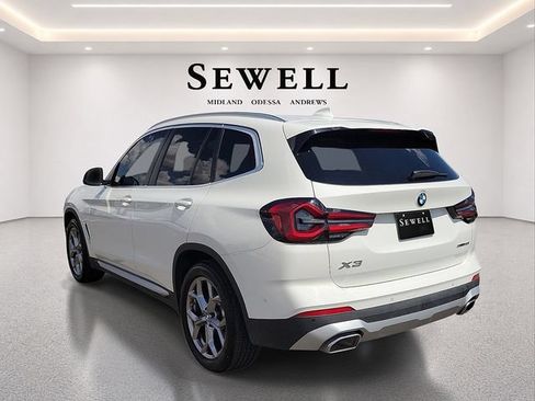 Used 2024 BMW X3 sDrive30i w/ Convenience Package RWD image 3