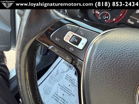 Used 2019 Volkswagen Jetta SE image 27